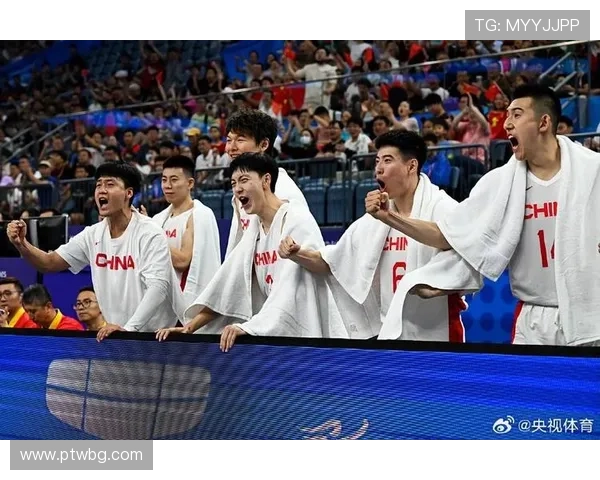 中国篮球队奋勇拼搏战胜对手，晋级世界杯四强创历史新高