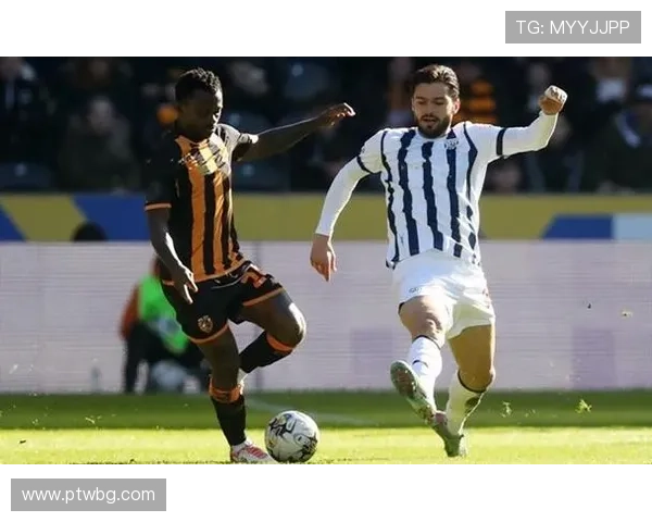 西布罗姆维奇足球俱乐部历史辉煌与挑战并存的传奇之路 西布罗姆维奇足球俱乐部历史辉煌与挑战并存的传奇之路