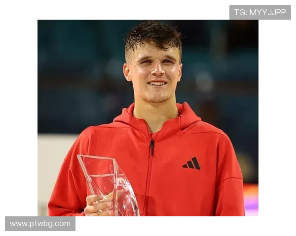 全球网坛焦点战爆冷新星逆转夺冠震撼赛季格局引发业界热议持续发酵